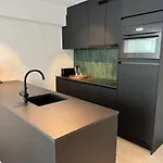 St - Park View - High End *