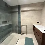 St - Park View - High End *