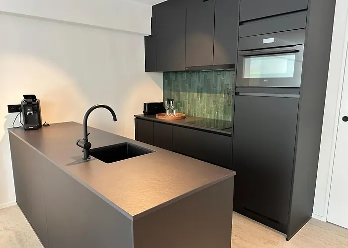 St - Park View - High End *