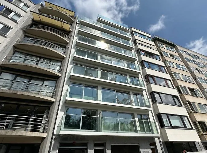 Apartment St - Park View - High End *